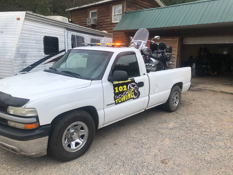 102 Towing & Service service truck