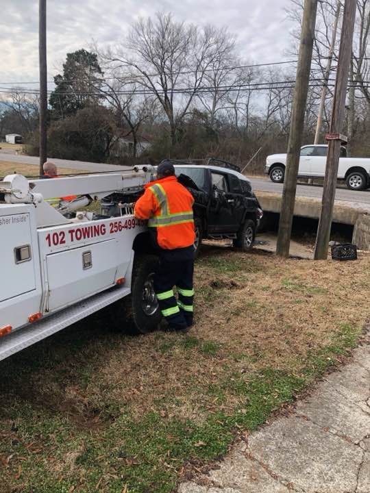102 Towing & Service recovery work