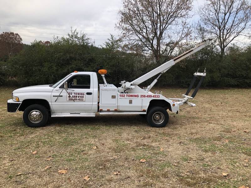 102 Towing & Service tow truck